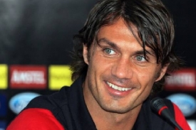 Italský fotbalista Paolo Maldini.