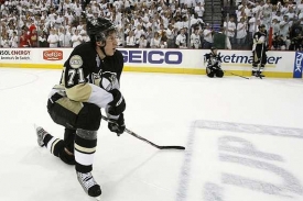Rus Jevgenij Malkin, stále ještě hokejista Pittsburghu.
