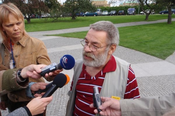Entomolg Malý potvrdil, že Emil Kučera z Indie utekl.