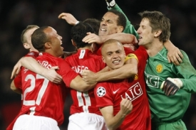 Radost fotbalistů Manchesteru z postupu do finále Ligy mistrů.