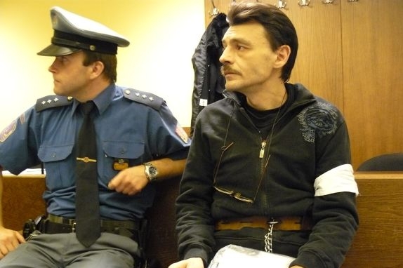 Nebezpečný Petr Markušic dostal za pokus o vraždu 22 let vězení.