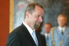 Ministr průmyslu a obchodu Martin Říman.