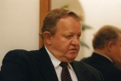 Ahtisaari začátkem února zveřejnil návrh, který Srbové i kosovští Albánci považují za cestu k samostatnosti Kosova.