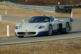 Vzácných Maserati MC12 se vyrobilo jen padesát.