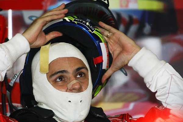 Brazilský pilot stáje Ferrari Felipe Massa. Brazilský pilot stáje Ferrari Felipe Massa.