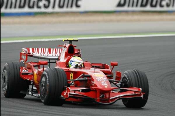 Felipe Massa zvítězil ve Velké ceně Francie.