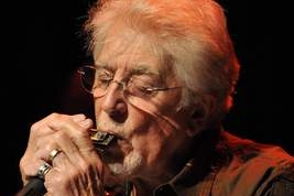 John Mayall vystoupí v klubu Retro Music Hall.