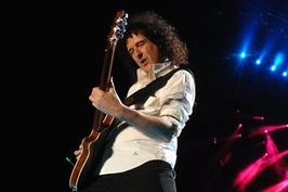 Brian May počátkem tohoto týdne v Budapešti.