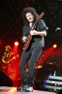 Kytarista Brian May.