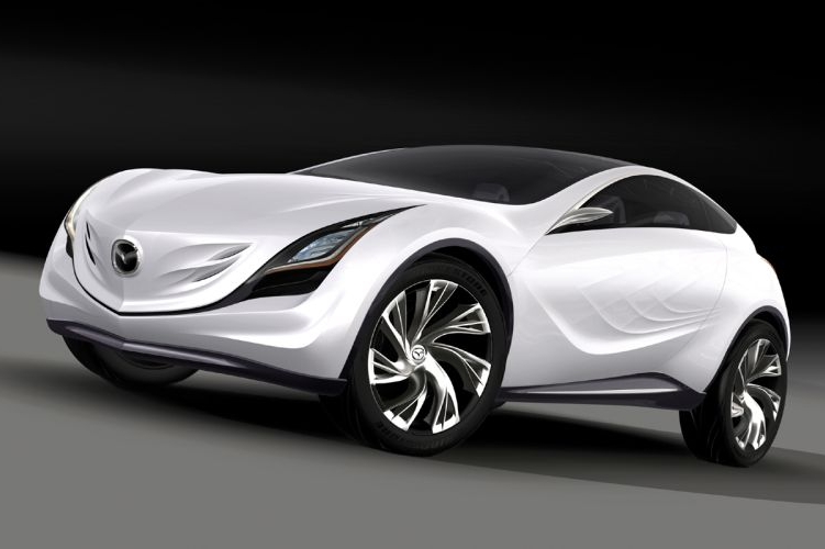 Mazda pro moskevský autosalon nese název Kazamai. Mazda pro moskevský autosalon nese název Kazamai.