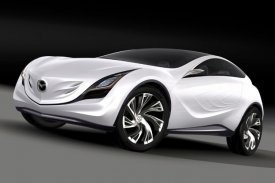 Mazda pro moskevsk&yacute; autosalon nese n&aacute;zev Kazamai.