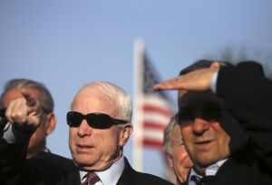 John McCain ček&aacute; na svoji př&iacute;ležitost