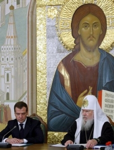 Alexij II. s rusk&yacute;m prezidentem Dmitrijem Medveděvem.