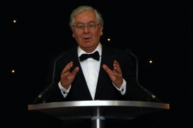 Guvern&eacute;r Bank of England Mervyn King.