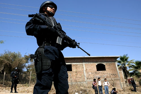 Vojenský policista ve státě Sinaloa.