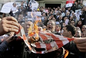 Pálení americké vlajky v Egyptě.
