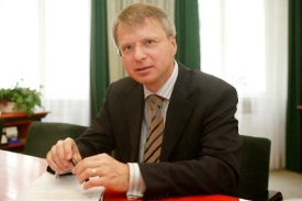 Prezident Svazu průmyslu a dopravy Jaroslav Míl. Prezident Svazu průmyslu a dopravy Jaroslav Míl.