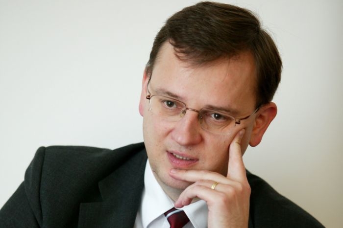 Ministr práce a sociálních věcí Petr Nečas.