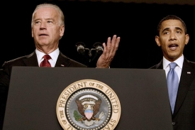 Obama poslal do Mnichova svého stavitele mostů Bidena.