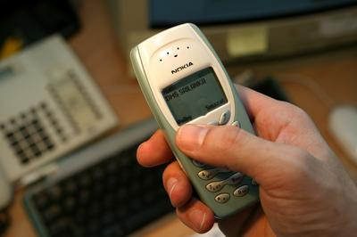 mobilní telefon