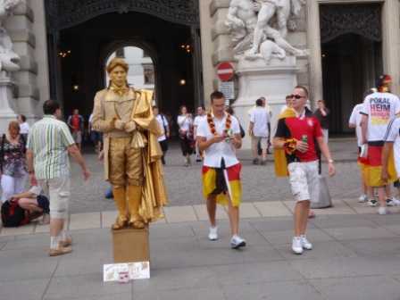 I zlatý Mozart začal fandit. I zlatý Mozart začal fandit.