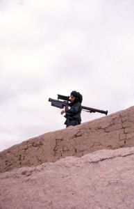Mudžáhedín s raketou Stinger (poslední fáze války proti SSSR)