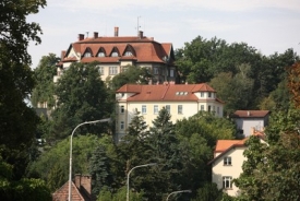 Smíchovská ulice Na Hřebenkách - dobrá adresa.