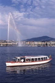 Na Ženevské jezero výletním parníkem. Na Ženevské jezero výletním parníkem.
