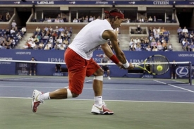 Španělský tenista Rafael Nadal postoupil do semifinále US Open.