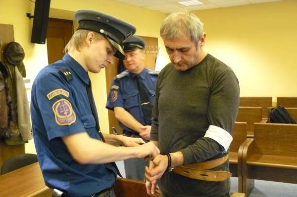 Obžalovaný Jiří Otáhal v soudní síni hradeckého soudu.