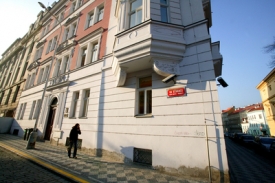 Nájmy prý budou muset růst i po deregulaci nejméně o 25 procent. Nájmy prý budou muset růst i po deregulaci nejméně o 25 procent.