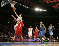 David Lee a Brandon Roy (7)