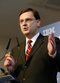 Ministr práce a sociálních věcí Petr Nečas.