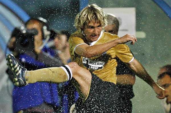 Záložník Juventusu Turín Pavel Nedvěd.