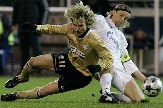 Pavel Nedvěd, i ve 36 letech opora turínského Juventusu.