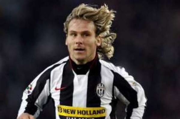 Pavel Nedvěd potáhne v bojích svůj Juventus.
