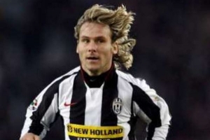 Pavel Nedvěd potáhne v bojích svůj Juventus.