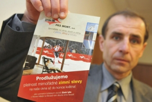 Reklamní leták, jádro sporu mezi lyžařkou a firmou.