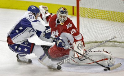 Gólman Tomáš Vokoun v dresu Východní kofenerce při Utkání hvězd NHL.
