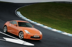 Poslední verze Nissanu 350Z dosahovala výkonu 313 koní.