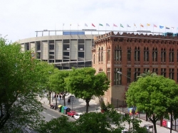 Modernizace stadionu Nou Camp se ujme architekt Norman Foster.