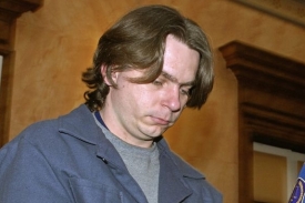 Omilostněný pašerák Emil Novotný je od středy na svobodě.