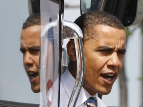 Obamův bolehlav. Část demokratů upřednostní republikány než jeho.