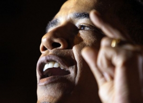 Už jen takhle maličko mi zbývá k nominaci. Obama.