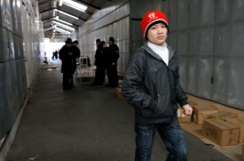 Vietnamští obchodníci považují zásah policie za nepřiměřený.
