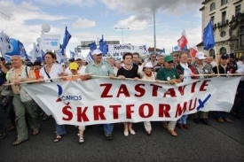 Odborářská demonstrace v roce 2007.