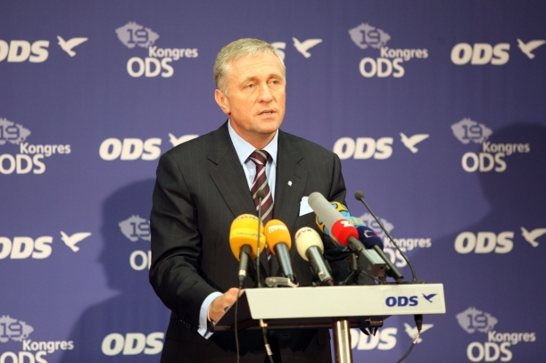 Mirek Topolánek na první tiskové konferenci po svém znovuzvolení.