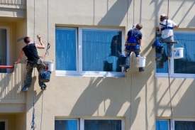 Bohum&iacute;n se chyst&aacute; opravit na 600 městsk&yacute;ch bytů. (Ilustračn&iacute; foto)