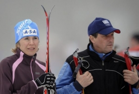 Kateřina Neumannová a její manažer Josef Jindra.