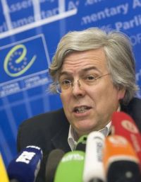 Andreas Gross, šéf pozorovatelské mise Rady Evropy.